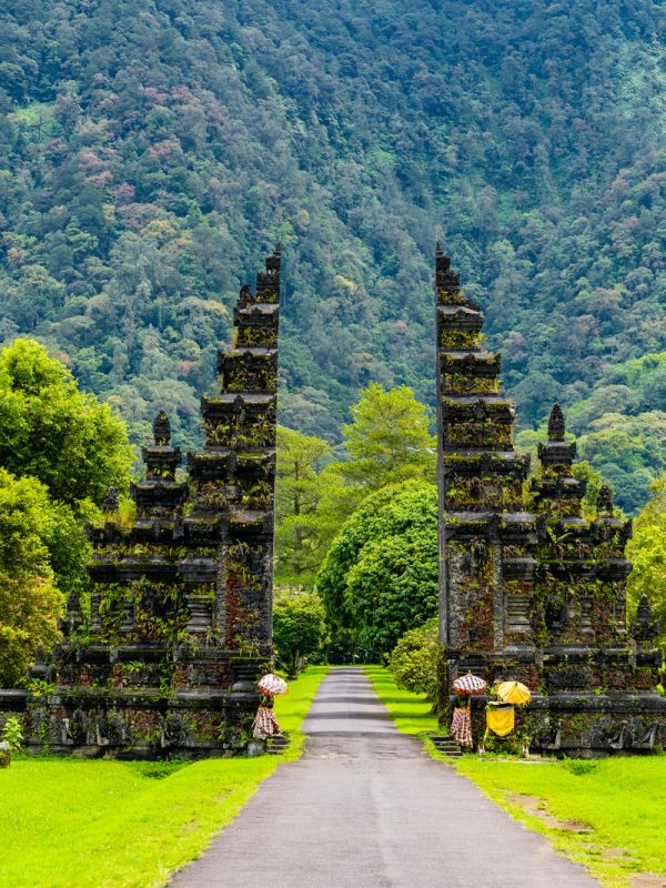 Traditional Bali architecture - Handara gate.